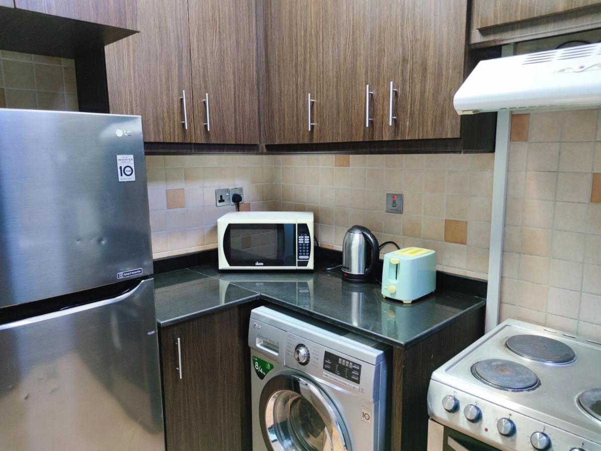 Abu Dhabi Cozy Mangrove View, Seaview 1 Bedroom 1 Partition Apartment Not Hotel Bagian luar foto
