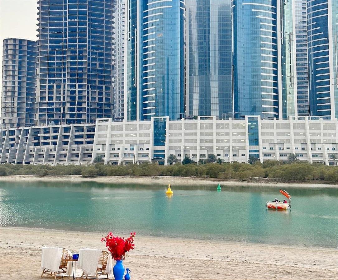 Abu Dhabi Cozy Mangrove View, Seaview 1 Bedroom 1 Partition Apartment Not Hotel Bagian luar foto
