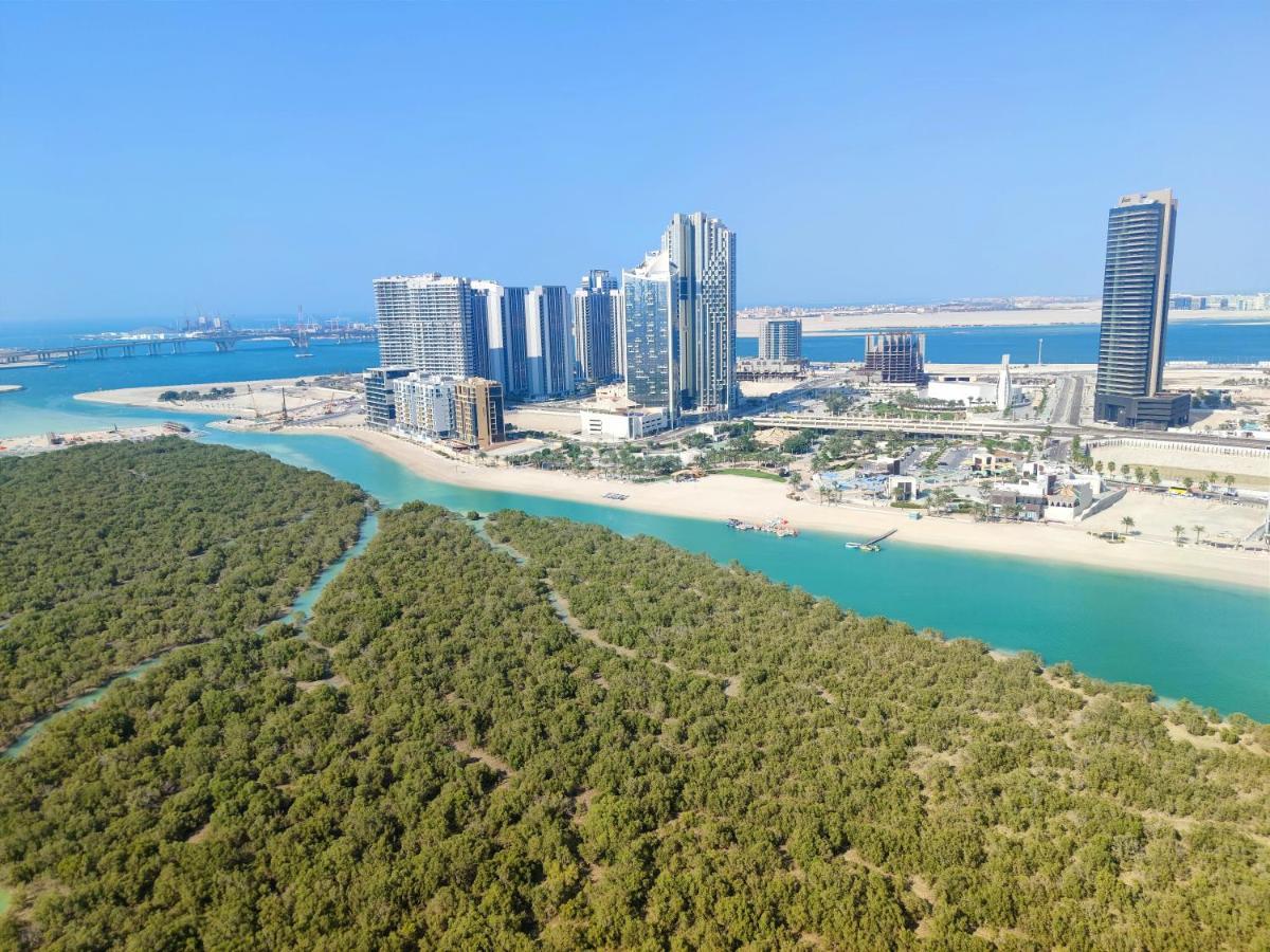 Abu Dhabi Cozy Mangrove View, Seaview 1 Bedroom 1 Partition Apartment Not Hotel Bagian luar foto